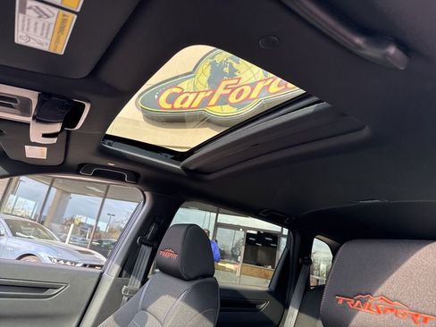 Used 2026 Honda CR-V TrailSport image 13