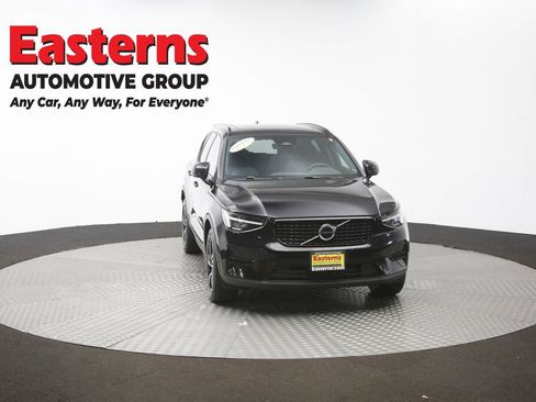 Used 2024 Volvo XC40 B5 Core AWD/4WD image 52
