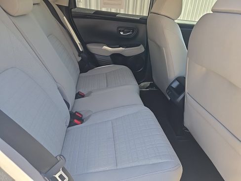 Used 2025 Honda HR-V LX image 9