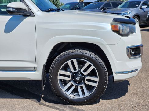 Used 2018 Toyota 4Runner Limited AWD/4WD image 7