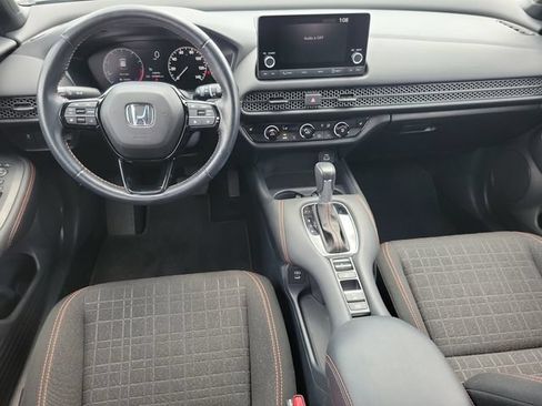 Used 2025 Honda HR-V Sport image 11