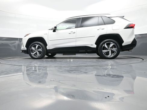Certified 2023 Toyota RAV4 SE image 34