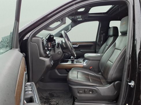 Certified 2022 Chevrolet Silverado 1500 High Country w/ High Country Premium Package AWD/4WD image 18