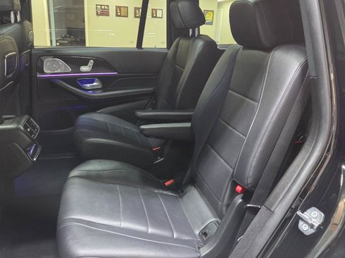 Used 2020 Mercedes-Benz GLS 450 4MATIC image 18