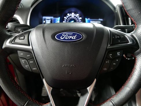 Used 2024 Ford Edge ST-Line w/ Class II Trailer Tow Package AWD/4WD image 25