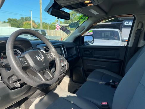 Used 2015 RAM 1500 Express image 9