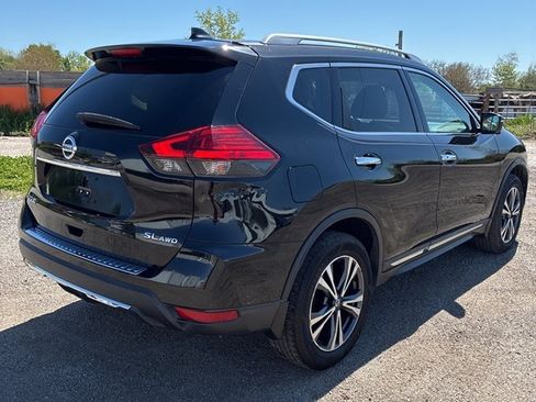 Used 2017 Nissan Rogue SL w/ SL Premium Package AWD/4WD image 4