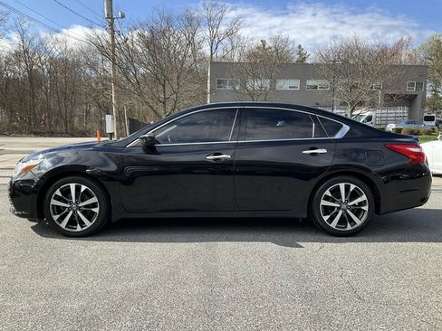 Used 2016 Nissan Altima 2.5 SR FWD image 8