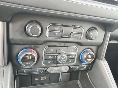 Certified 2021 Chevrolet Tahoe LT w/ LT Signature Package AWD/4WD image 27