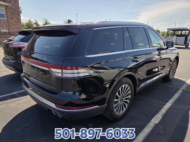 Used 2024 Lincoln Aviator Reserve RWD image 4