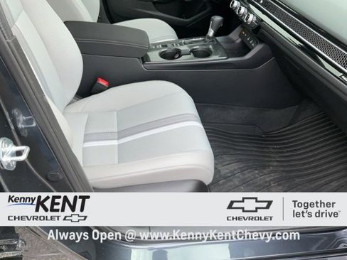 Used 2026 Honda Civic Sport image 15