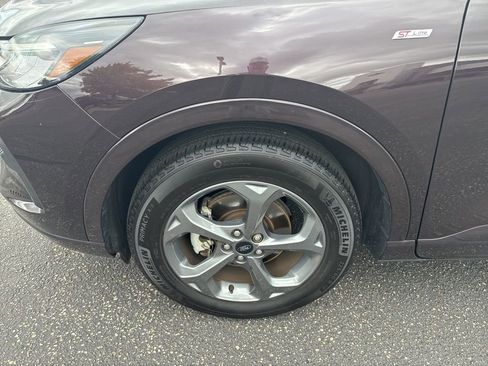 Used 2023 Ford Escape ST-Line w/ Tech Pack #1 AWD/4WD image 12