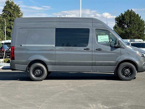 Used 2024 Mercedes-Benz Sprinter 144 Cargo image 6