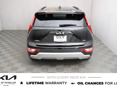 New 2026 Kia Niro EX FWD image 6