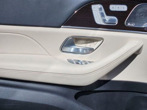 Used 2024 Mercedes-Benz GLE 350 4MATIC image 10