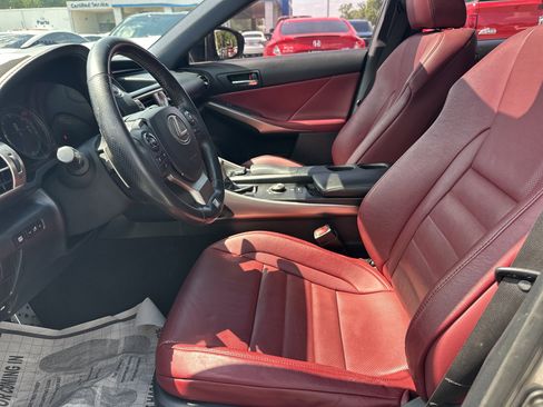 Used 2016 Lexus IS 200t w/ F Sport Package RWD image 10