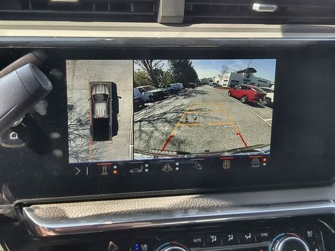 New 2026 GMC Sierra 3500 Denali w/ Denali Reserve Package AWD/4WD image 15