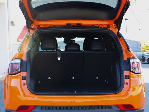 New 2026 Jeep Compass Trailhawk w/ Sun, Sound & Navigation Group image 11