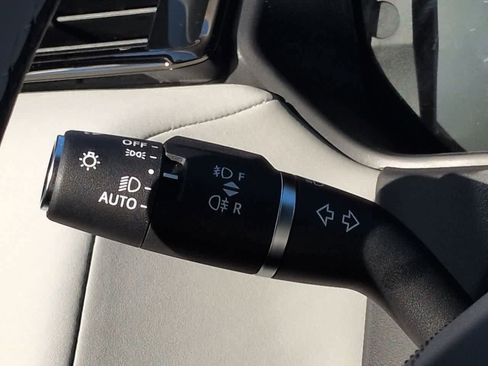 New 2026 Land Rover Range Rover Velar Dynamic SE image 28