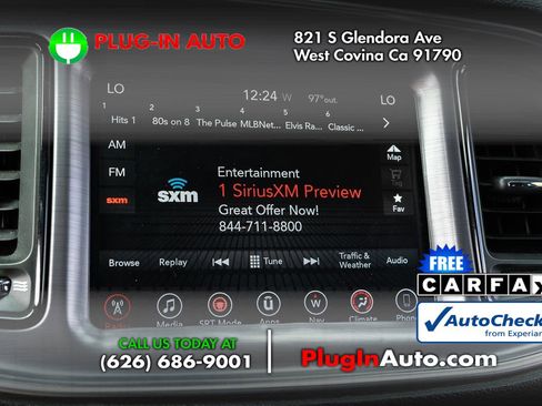 Used 2017 Dodge Challenger SXT image 21