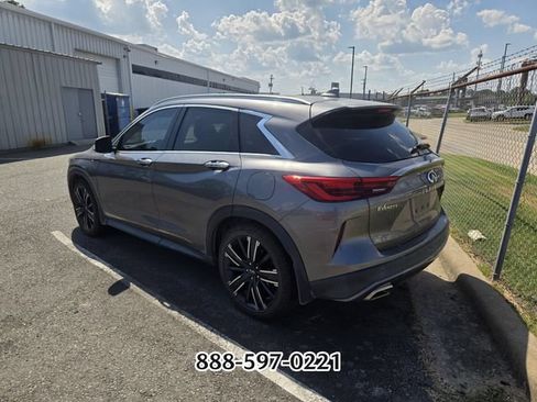 Used 2021 INFINITI QX50 Luxe w/ Appearance Package FWD image 3