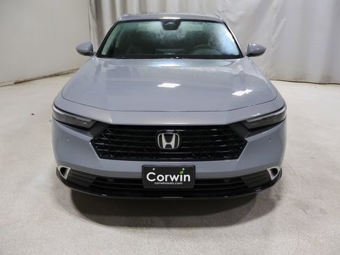 New 2026 Honda Accord Touring image 2