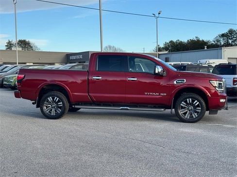 Used 2021 Nissan Titan Platinum Reserve w/ Moonroof Package image 2