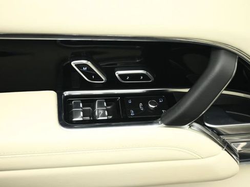 Used 2023 Land Rover Range Rover SE AWD/4WD image 48