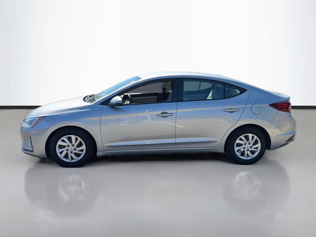 Used 2020 Hyundai Elantra SE FWD image 9