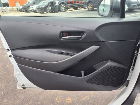 Used 2024 Toyota Corolla LE image 20