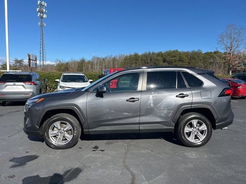 Used 2024 Toyota RAV4 XLE image 10