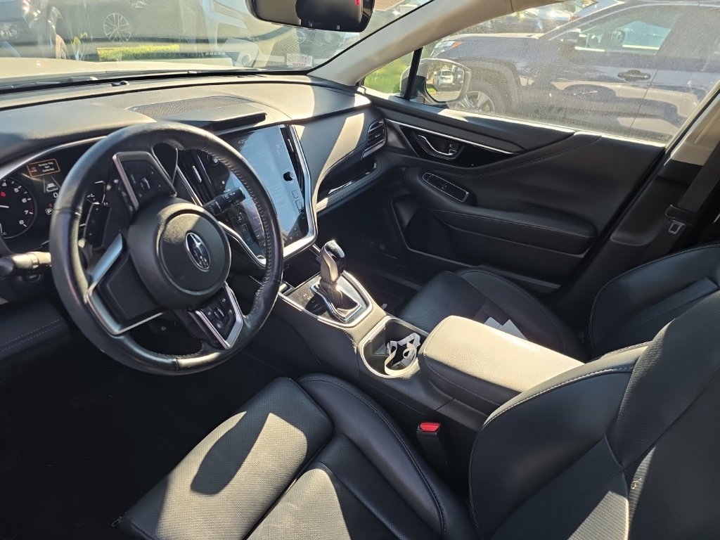 Used 2022 Subaru Outback Limited AWD/4WD image 6