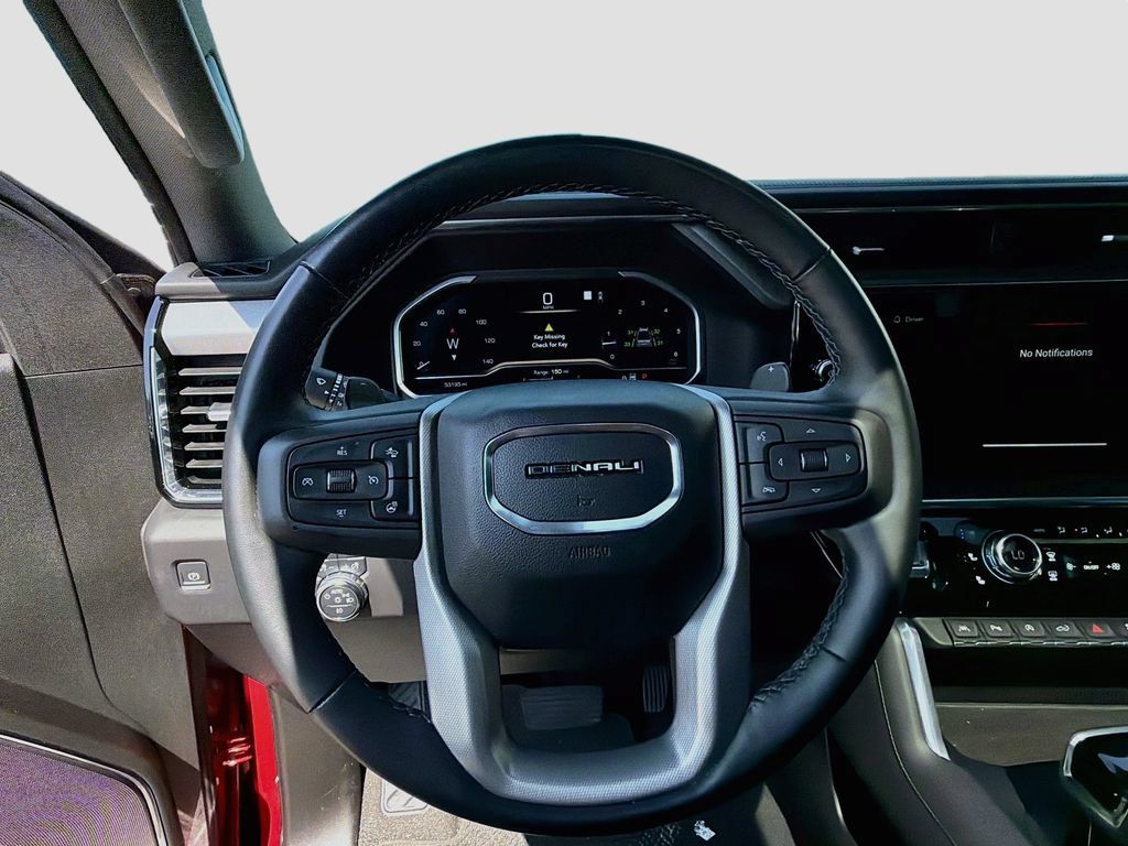 Used 2023 GMC Sierra 1500 Denali AWD/4WD image 11
