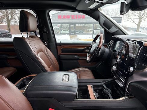 Used 2021 RAM 1500 Limited image 11