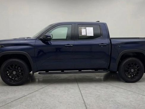 Used 2024 Toyota Tundra Limited AWD/4WD image 2