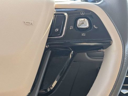 Used 2023 Lincoln Corsair Reserve w/ Jet Appearance Package image 26