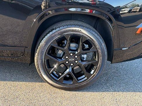 New 2026 Chevrolet Traverse RS FWD image 9