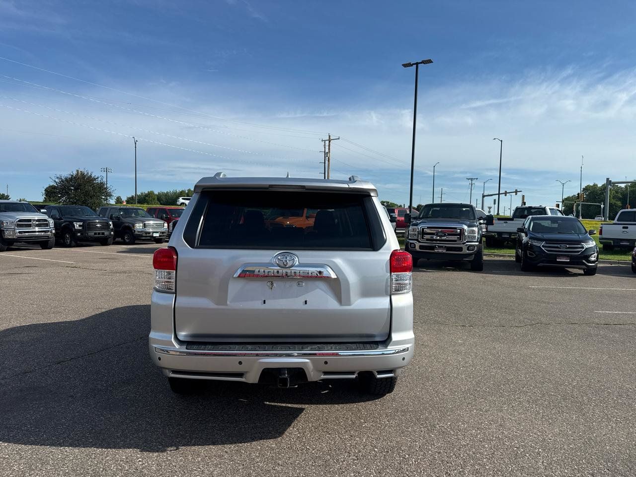 Used 2010 Toyota 4Runner SR5 AWD/4WD image 4
