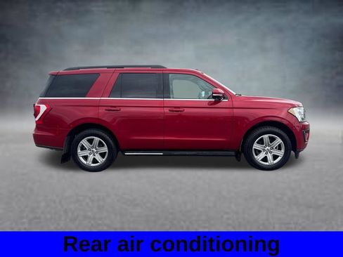 Used 2020 Ford Expedition XLT w/ Equipment Group 202A AWD/4WD image 5