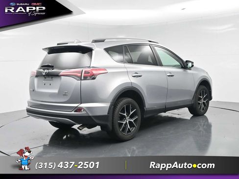 Used 2017 Toyota RAV4 SE AWD/4WD image 29