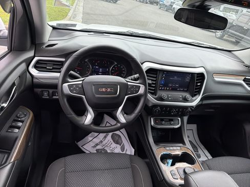 Used 2023 GMC Acadia SLE w/ Driver Convenience Package AWD/4WD image 14