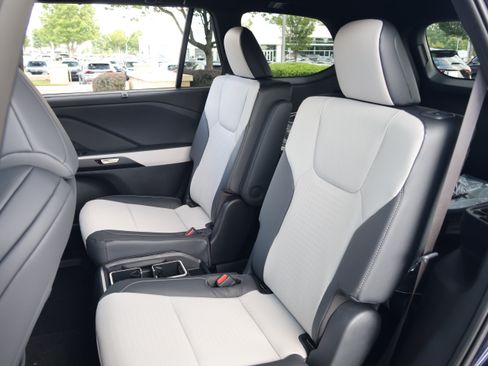 New 2026 Lexus TX 500h AWD w/ Technology Package image 33