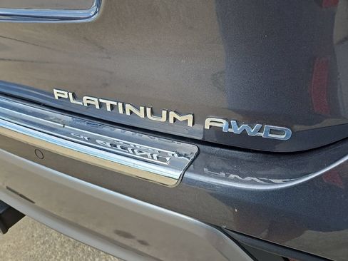 Used 2021 Toyota Highlander Platinum AWD/4WD image 21
