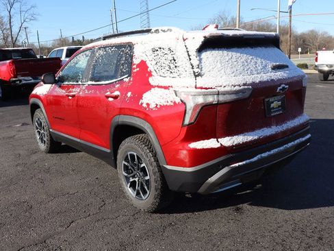 New 2026 Chevrolet Equinox ACTIV image 3