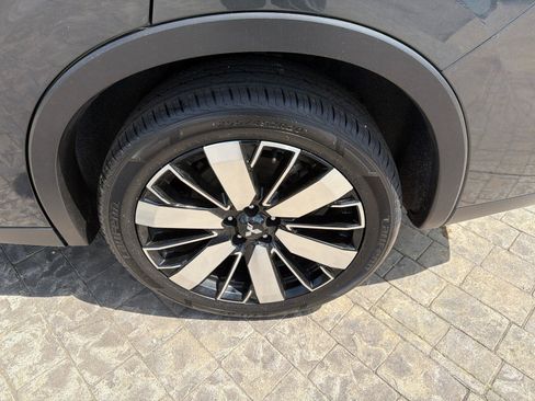 Used 2025 Mitsubishi Outlander SE FWD image 11