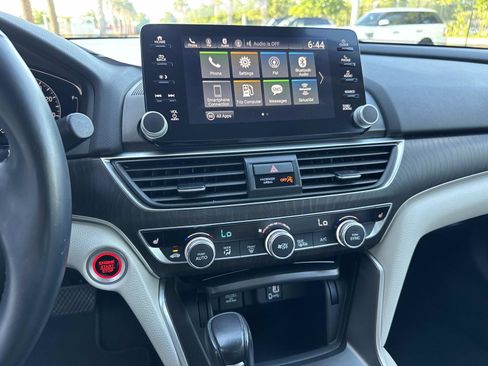 Used 2018 Honda Accord EX-L image 24