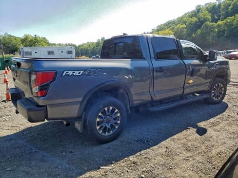 Used 2023 Nissan Titan PRO-4X image 4
