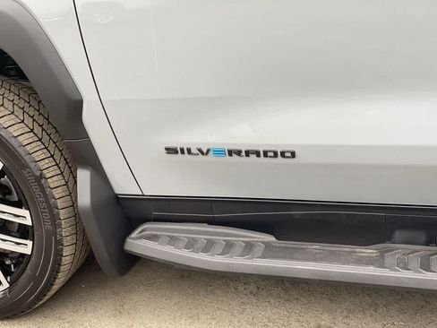 Used 2026 Chevrolet Silverado EV W/T w/ LPO, Utility Wall Package AWD/4WD image 10