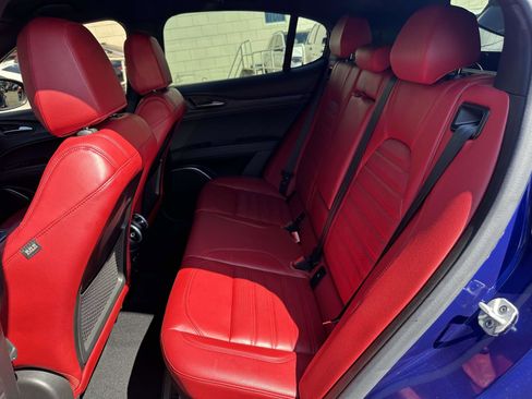 Used 2022 Alfa Romeo Stelvio Sprint image 16