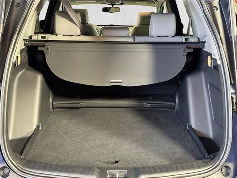 Used 2018 Honda CR-V Touring image 25